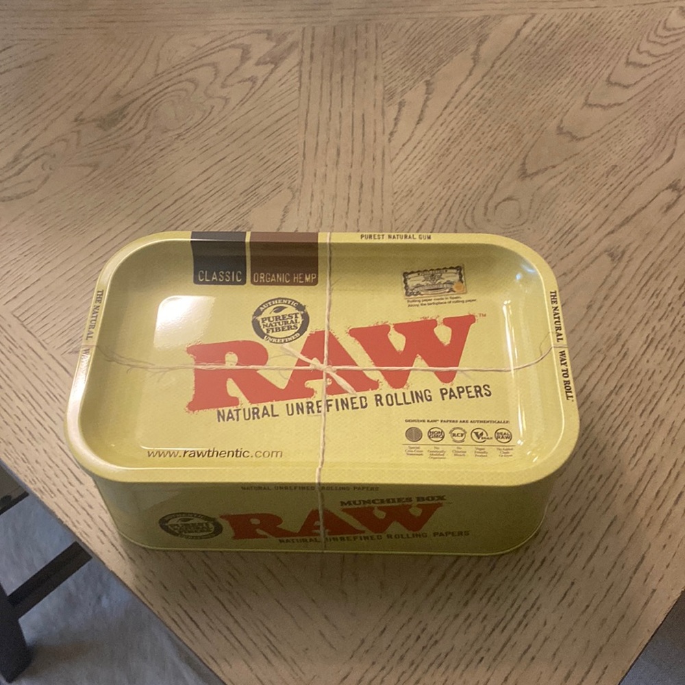 RAW tray
